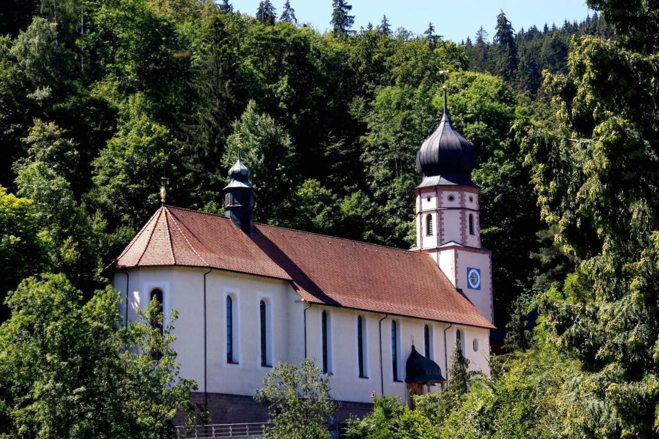 Hotel Cafe Adler 24H Self Check In Triberg im Schwarzwald Ngoại thất bức ảnh